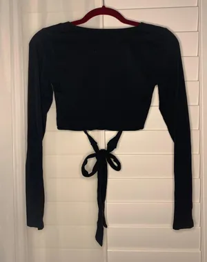 Crop Top thumbnail 2