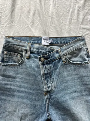 Holly Asymmetric Straight-Leg Jeans thumbnail 4