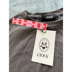NWT! Cider Gray Twist Front Round Neck Cuffed Sleeve Tee Large thumbnail 5