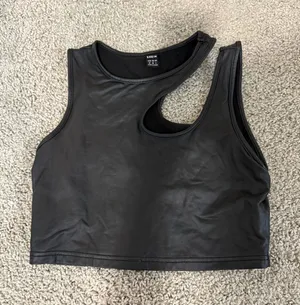 Shein Top Crop Black thumbnail 1