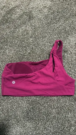 Lululemon Sports Bra thumbnail 2