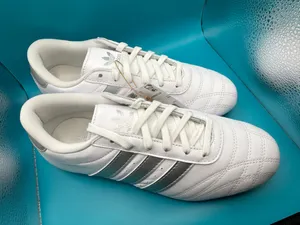 Adidas Taekwondo LA Sneakers White Silver Women’s NWT thumbnail 3