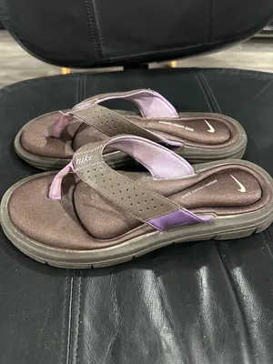 Nike Brown & Lavender Comfort Thong Sandals thumbnail 5