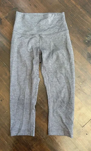 Lululemon Capri Leggings 4 Grey thumbnail 1