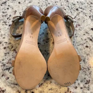 Coach Hally Sandals Womens 6.5 Tan Snakeskin Woven Stiletto Heels A3921 Animal thumbnail 7