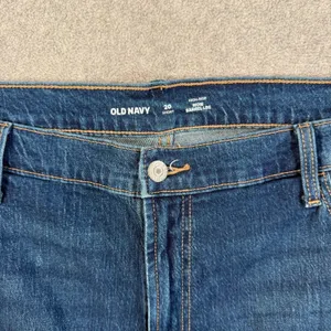 Old Navy Women's Size 20 Short High-Rise Wow Barrel Leg Jeans Medium Wash Blue thumbnail 4