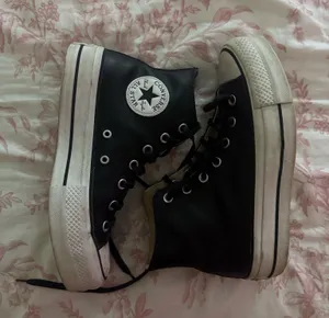 Leather Black High-Top Converse thumbnail 1