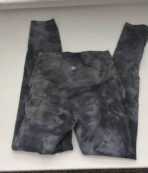 lululemon leggings thumbnail 1