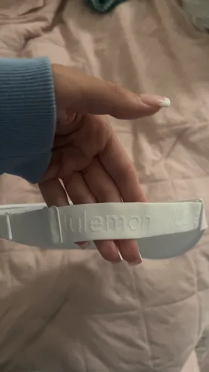 Lululemon Visor thumbnail 2