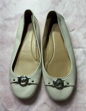 Michael Kors Ivory Leather Ballet Flats with Silver MK Accent b79 thumbnail 1