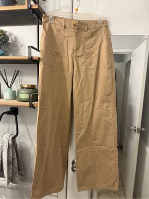 Le Lis Women’s Wide-Leg Chino Pants in Tan thumbnail 2
