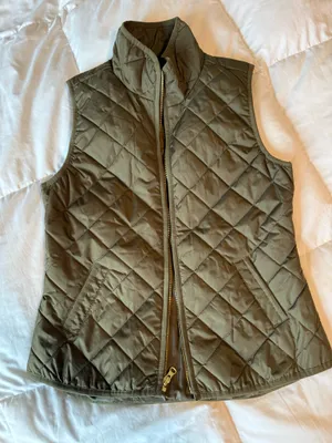 Old Navy Women’s Vest Puffer Small thumbnail 1