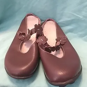 Ladies leather slides European 39 Size 8 thumbnail 2