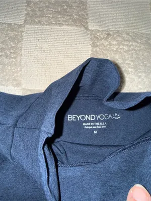 NWOT Beyond Yoga Spacedye Captivating Turtleneck Pullover size M thumbnail 3