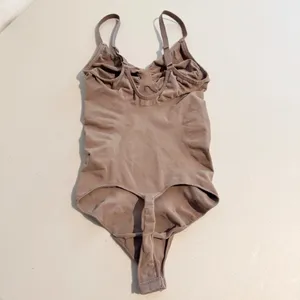 Seamless Adjustable Strap Shapewear Thong Bodysuit Stretch Tan Size Small Medium thumbnail 8