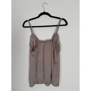 Unbranded Camisole Tank Top Womens S/M Mauve Purple Ruffle V-Neck Satin thumbnail 2