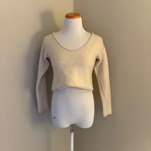 100% Cashmere Free People Cream Cropped Scoop Neck Sweater Exposed Back Seam XS thumbnail 3