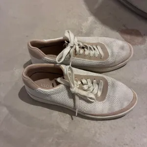 Vionic Galia Womens Knit Lace Up Sneakers Cream Tan Walking Shoes‎ Size 8.5 thumbnail 3