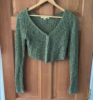 Urban Outfitters Size Extra Small XS Green Knit Women's Sweater thumbnail 1