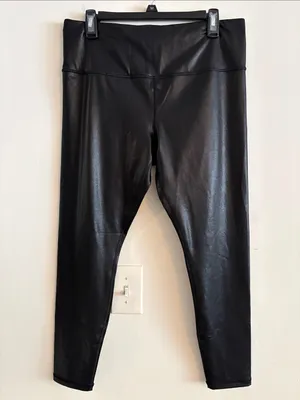 Athleta Elation Matte Foil Shine 7/8 Tight Leggings Women’s Size XL Black thumbnail 8