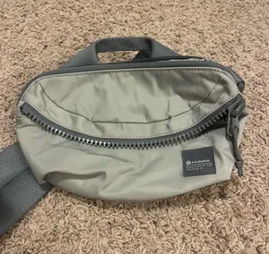 Lululemon Belt Bag 1L thumbnail 1