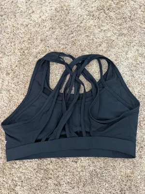Fabletics Sports Bra thumbnail 2