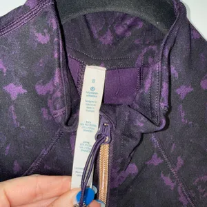 Lululemon Forme Baroque Deep Zinfandel Print Full Zip Jacket‎ Women's Size 8 thumbnail 6
