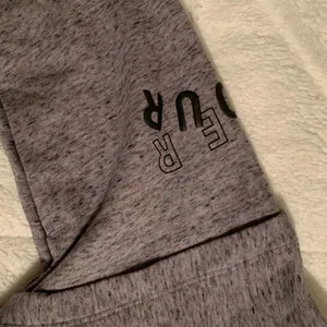 Under Armour 1/4 zip Cropped Hoodie thumbnail 6