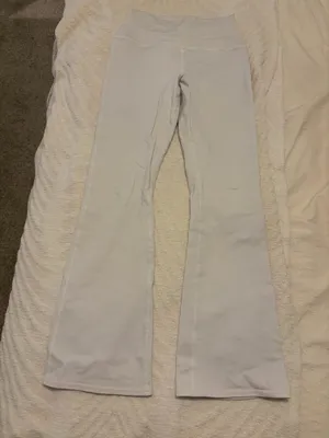 Alo Yoga Leggings Flare thumbnail 1