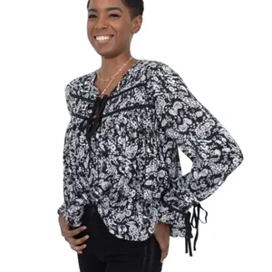 Rebecca Minkoff Shirt Women XL‎ Black Floral Bell Sleeve Top Peasant Whimsigoth thumbnail 3
