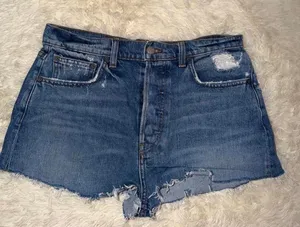 Reformation Denim Jean Shorts Size 28 NWOT thumbnail 1