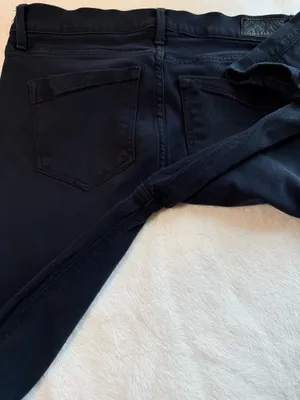 Express Women’s Black Mid Rise Stretch Jegging Jeans 5-Pocket Button Logo thumbnail 5