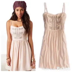 American Eagle Embellished Cut Out Dress Sz 0 thumbnail 2