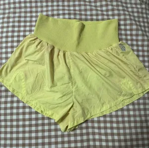 Free people shorts  thumbnail 1