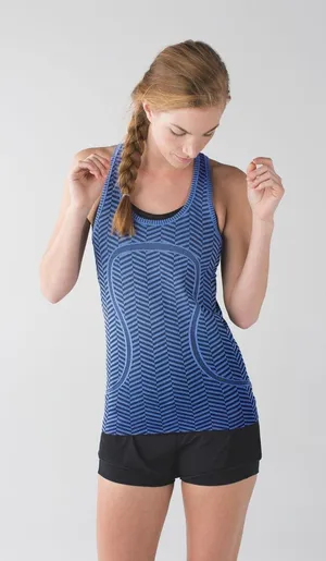 Lululemon Swiftly Tech Racerback Tank Top Blue Chevron Stripe Size 4 Activewear thumbnail 1