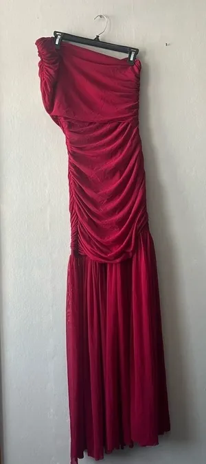 Red One Shoulder Ruched Bodycon Maxi Dress Size Large thumbnail 1