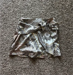 Boutique Skort Gold thumbnail 2
