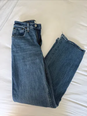 Abercrombie The 90’s Relaxed High Rise Jean thumbnail 5