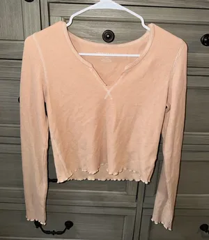 American Eagle Outfitters Light Peach Long Sleeve Tee thumbnail 1