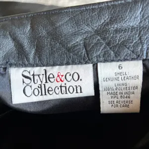 Women’s . Leather Skirt Size 6 thumbnail 3