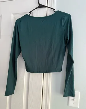 Hollister Long Sleeve Top thumbnail 2