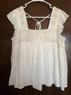Boutique Blouse thumbnail 1