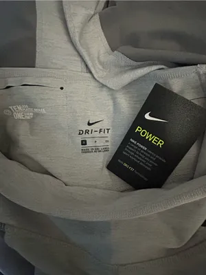 Nike Women’s Gray Dri-FIT High-Waist Leggings SM NWT thumbnail 7