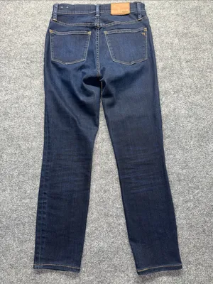 Madewell 9” High-Rise Skinny Jeans in Dark Indigo Wash thumbnail 3
