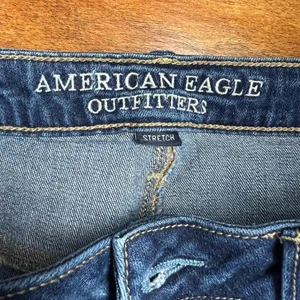American Eagle Vintage Hi Rise Jeans Womens 12S Short Denim Blue Button Fly‎ thumbnail 6