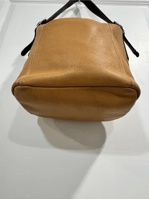 Tignanello Camel Tan Soft Leather Zipper Closure East West Shoulder Bag thumbnail 5