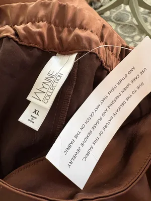 Wynn Collections NWT size XL brown silky dress pants thumbnail 6