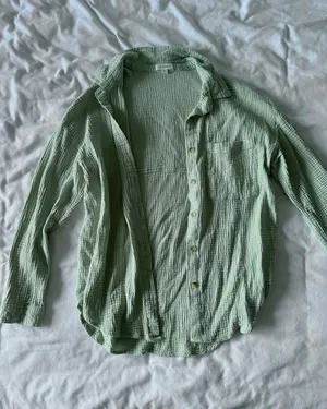 long sleeve button up shirt Size L thumbnail 1
