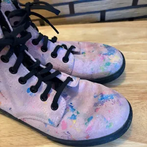Dr. Martens Sheridan Rainbow Suede Boot Size‎ 6 thumbnail 3