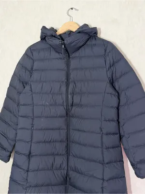 Uniqlo Women’s Ultra Light Down Long Coat Hooded in Black L thumbnail 3